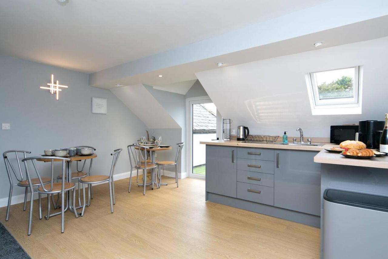 Apartment Pass The Keys Modern En-suite In Country Pubrestaurant 1
