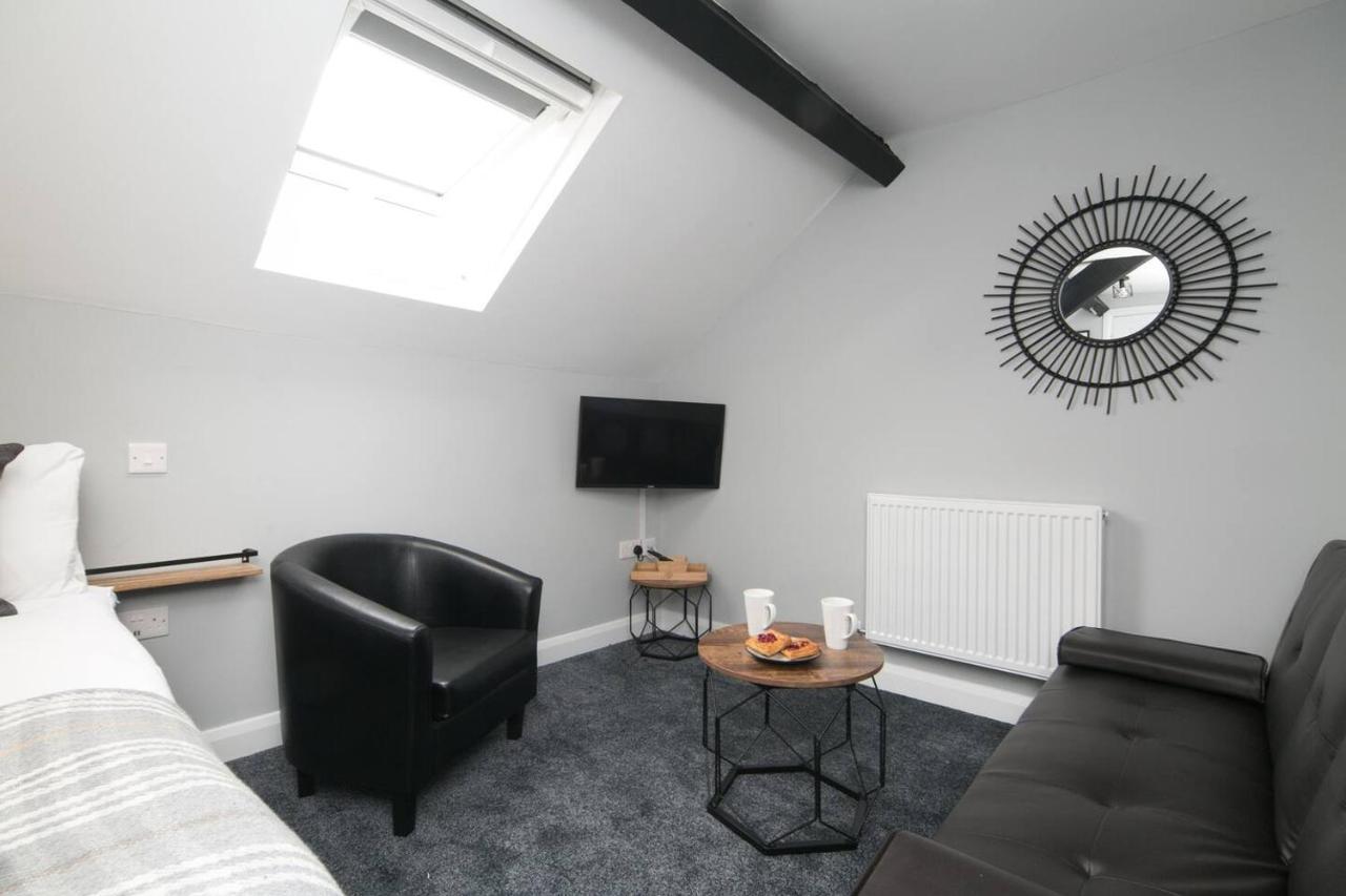 Pass The Keys Modern En-suite In Country Pubrestaurant 1 Llanddona
