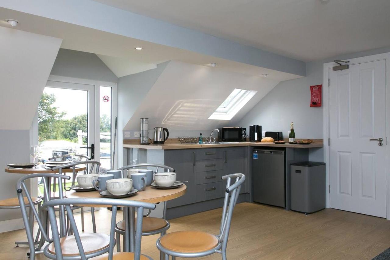 Apartment Pass The Keys Modern En-suite In Country Pubrestaurant 1 Llanddona