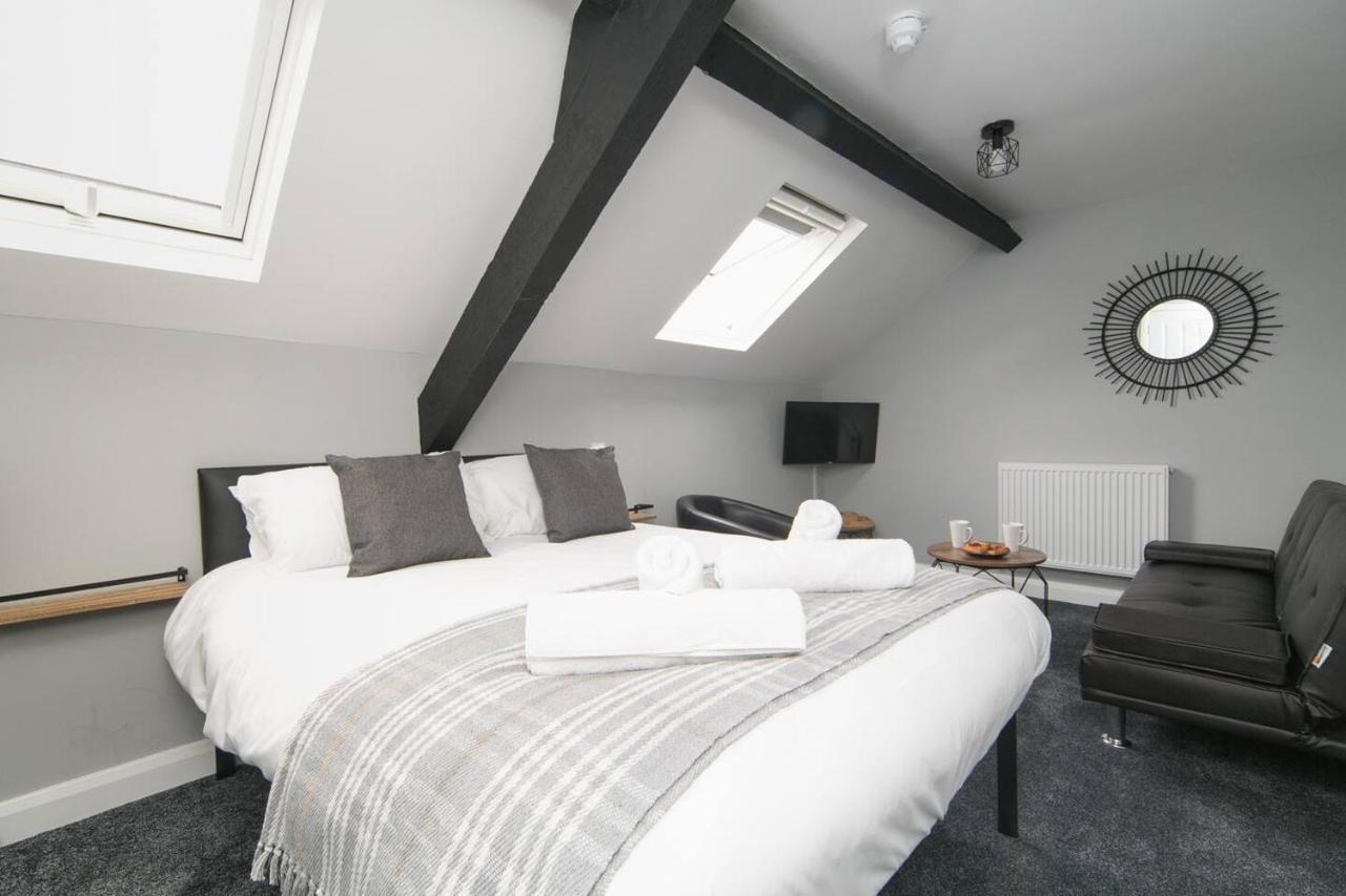 Pass The Keys Modern En-suite In Country Pubrestaurant 1 Llanddona